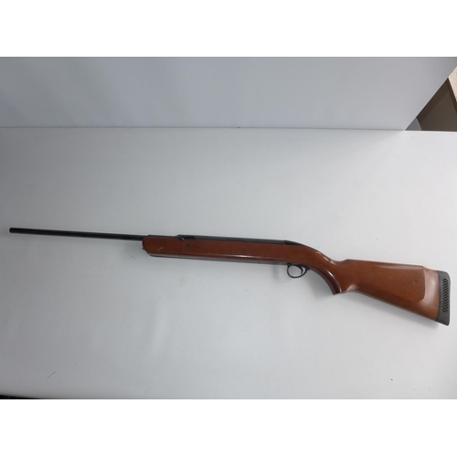 334 - A B.S.A. .22 CALIBRE AIRSPORTER AIR RIFLE, 47cm BARREL