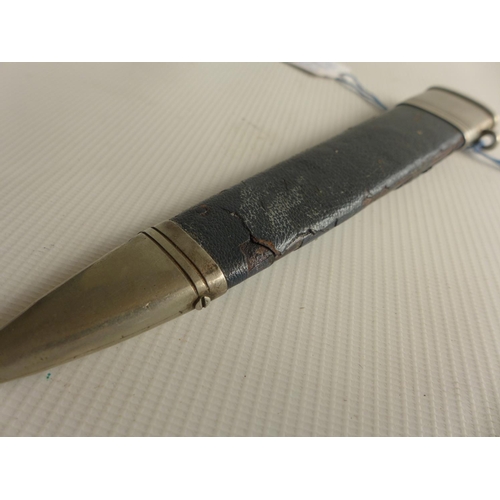 360 - A NAZI GERMANY PRE-WORLD WAR II DLV/NSFK FLYERS KNIFE M34, 16.5cm BLADE MARKED SMF SOLINGEN, COMPLET... 