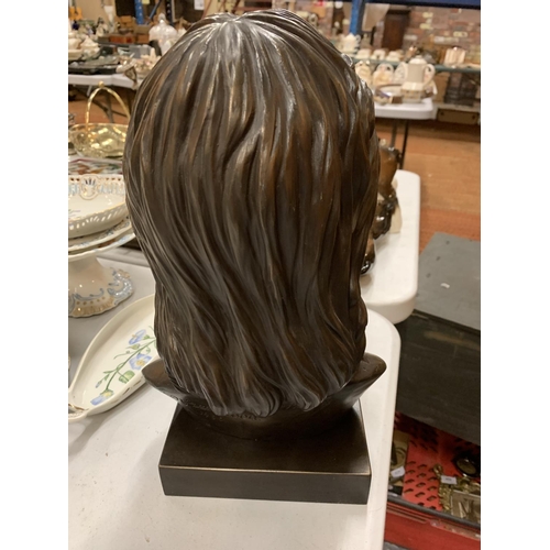 103 - A COLD CAST BRONZE SIGNED JOHN LENNON BUST  E D GREENWOOD 1990 0793/049 AND THE BEATLES FIVE CD ANTH... 