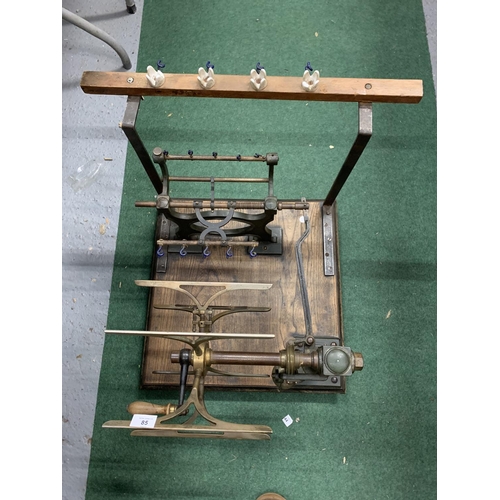 85 - A VICTORIAN SILK WINDER