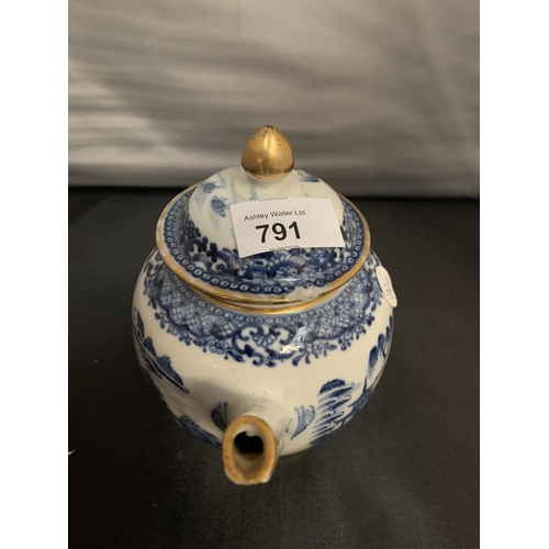 791 - A 19TH CENTURY ORIENTAL TEAPOT (LID A/F)