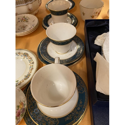 483 - A LARGE QUANTITY OF CERAMICS TO INCLUDE COALPORT, ROYAL DOULTON AND MINTON