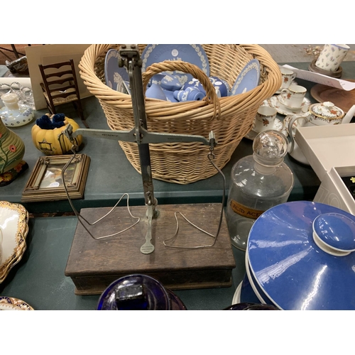 236 - A SELECTION OF GLASS AND CERAMIC CHEMIST JARS WITH NAMES TO INCLUDE A SET OF BOXED CHEMIST SCALES