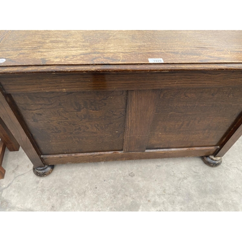 1929 - A PANELED OAK BLANKET CHEST