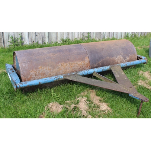 122 - FLAT LAND ROLLER 8' WIDE