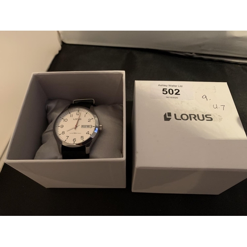 502 - A LORUS CALENDAR WRIST WATCH