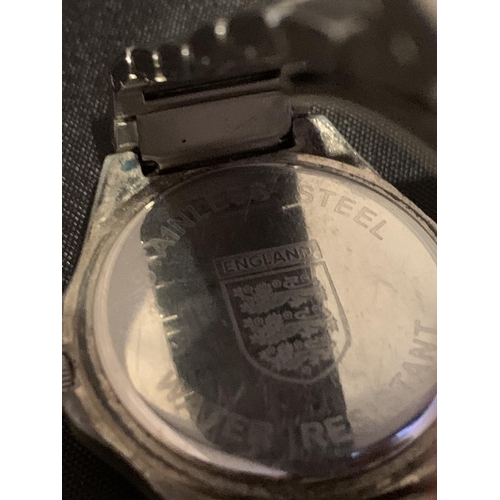 509 - AN ENGLAND WRIST WATCH