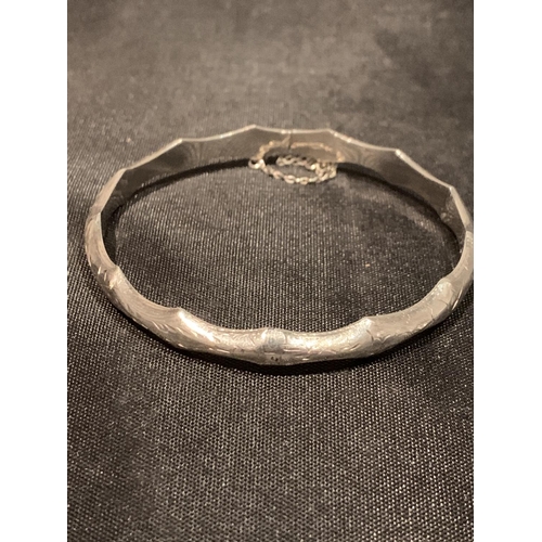 534 - A SILVER BAMBOO BRACELET