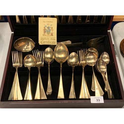 33 - A COLLECTION OF GEORGE BUTLER SHEFFIELD STEEL FLATWARE TO INCLUDE WOODEN PRESENTATION BOX