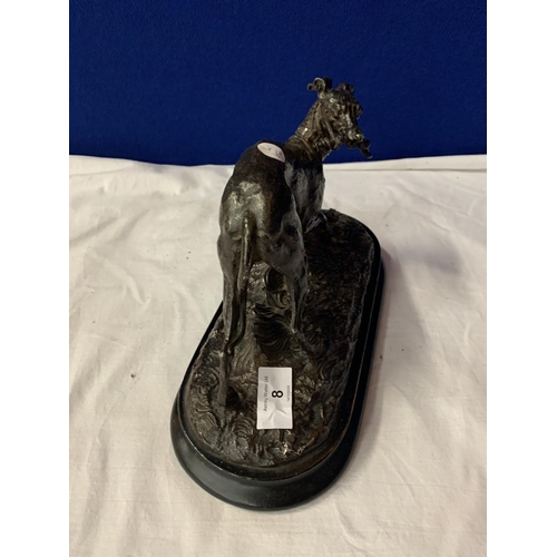 8 - A SPELTER ORNAMENT OF A HUNTING DOG ON A WOODEN PLINTH