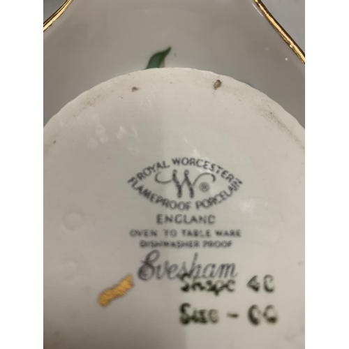 108 - A SET OF ROYAL WORCESTER 'EVESHAM' TABLEWARE