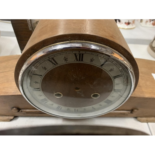 131 - A SELECTION OF THREE WOODEN MANTEL CLOCKS WITH WEIGHTS