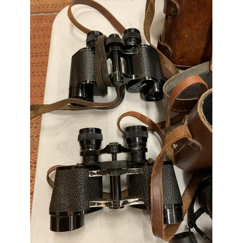 182 - AN ASSORTMENT OF BINOCULARS TO INCLUDE A PAIR OF VINTAGE OPERA GLASSES