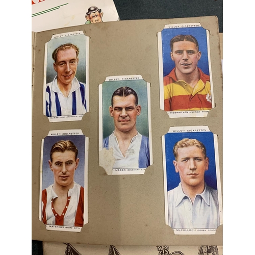 208 - A GROUP OF CIGARETTE CARDS BOOKS, PARK DRIVE, KINGS REIGN ETC