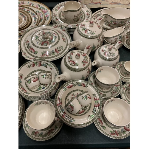 234 - A LARGE COLLECTION OF 'INDIAN TREE' IRONSTONE DINNER WARE