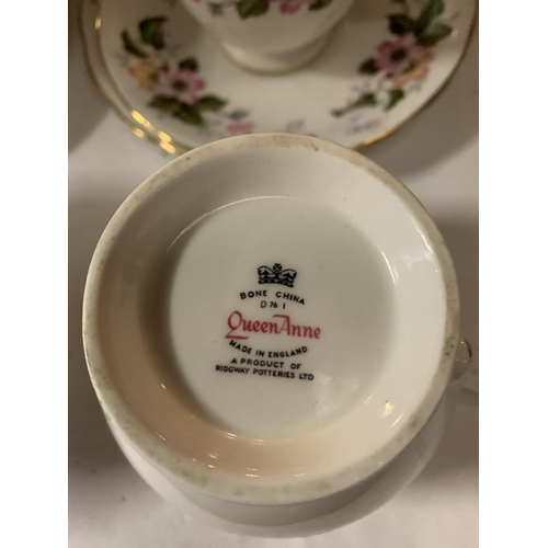 289 - A BONE CHINA 'QUEEN ANNE' PART TEA SET