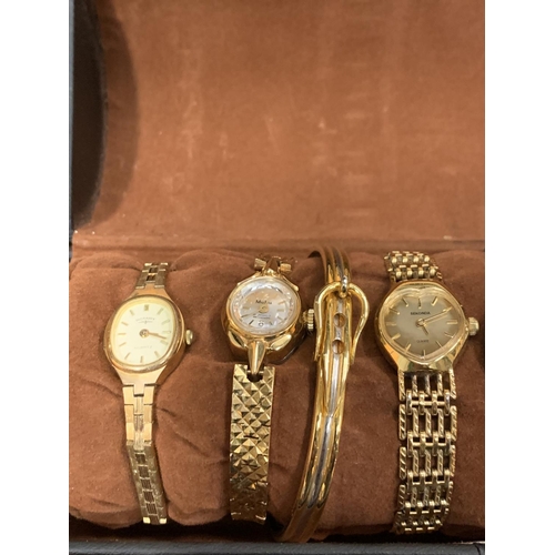 462 - SIX WHITE AND GOLD LADIES WRIST WATCHES TO INCLUDE TWO BRACELETS IN A PRESENTATION CASE