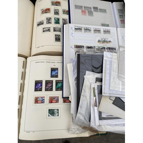 313 - TWO LARGE ALBUMS OF STAMPS TO INCLUDE RUSSIA, THREE S/B's OF COMMONWEALTH PLUS ONE STOCKBOOK OF ROMA... 