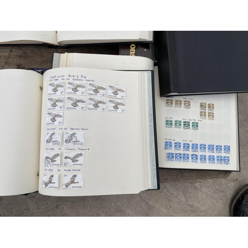 325 - A COLLECTION OF DANISH STAMPS TO FIVE BINDERS, PLUS ONE EMPTY