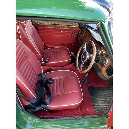 1210 - A 1962 TRIUMPH TR4 MOTOR CAR. 2.2 LITRE, 42197 MILES AT TIME OF CATALOGING, SURREY ALUMINIUM HARD TO... 