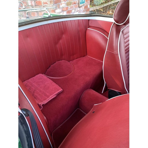 1210 - A 1962 TRIUMPH TR4 MOTOR CAR. 2.2 LITRE, 42197 MILES AT TIME OF CATALOGING, SURREY ALUMINIUM HARD TO... 