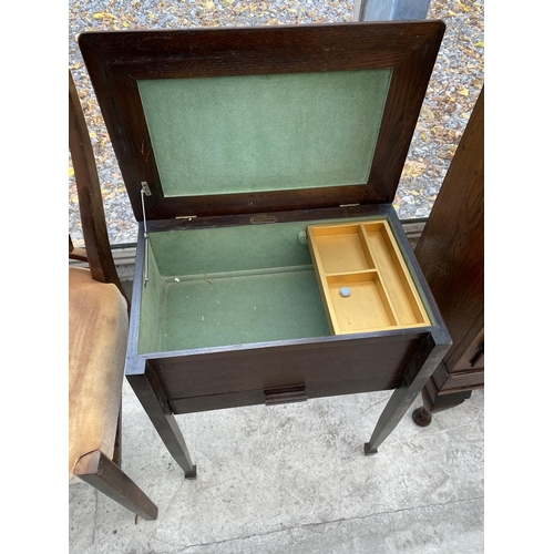 1827 - AN SEWING SEWING TABLE WITH HINGED TOP