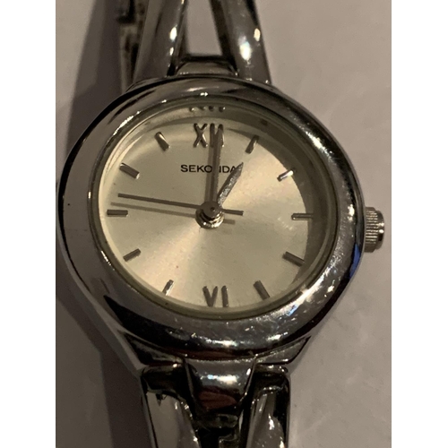 543 - A SEKONDA LADIES WRIST WATCH