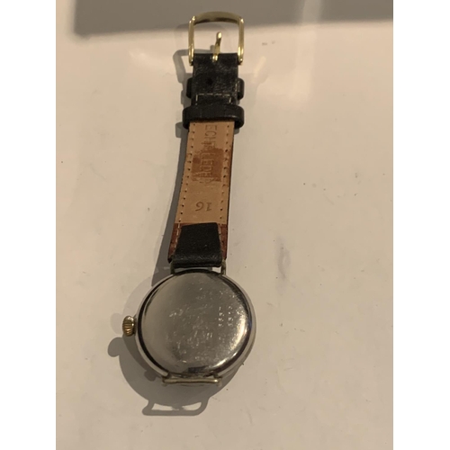 562 - A WEST END WATCH CO MATCHLESS WRIST WATCH (STRAP A/F)