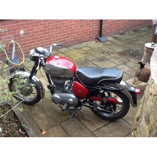 1220 - A 1962 ROYAL ENFIELD 350 CC BULLET . THE BIKE WAS MANUFACTURED AT REDITCH, ENGLAND AND SOLD BY DEALE... 