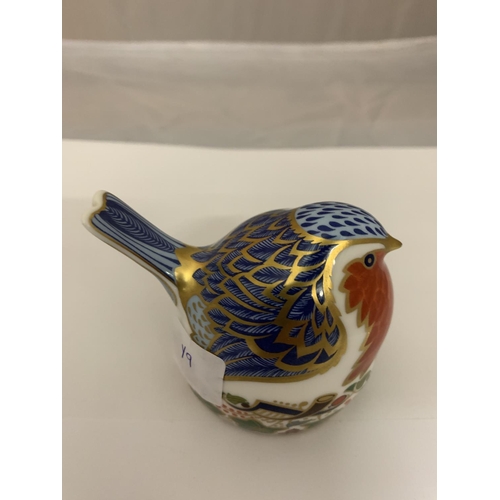 719 - A ROYAL CROWN DERBY NESTING ROBIN