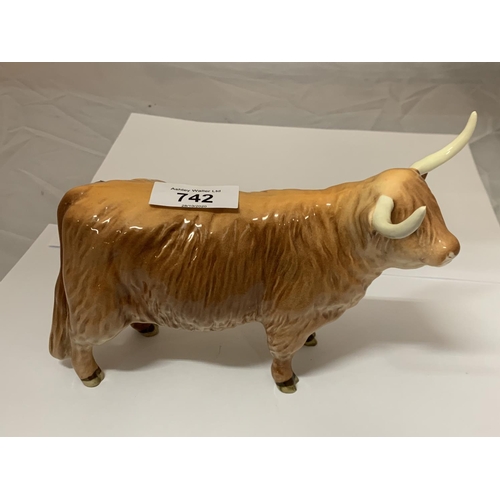 742 - A BESWICK HIGHLAND COW