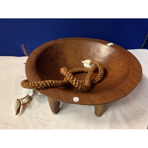 11 - A LARGE TREEN SIX LEGGED BOWL WITH ROPE AND SHELL DETAIL