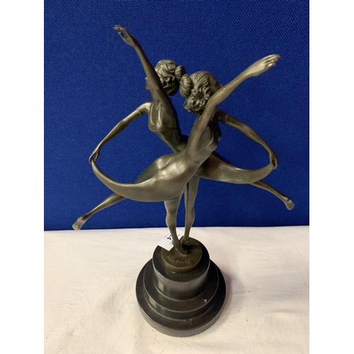 14 - A BRONZE ART DECO STYLE DANCING FIGURINES MODEL SIGNED ALTO VITALEH