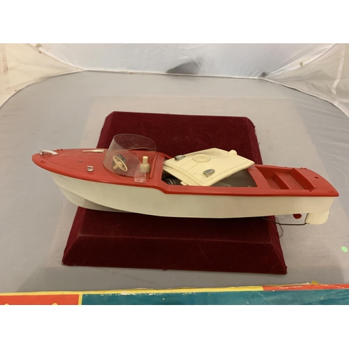 205 - A 'TRI-ANG' FOURTEEN INCH MODEL ELECTRIC SPEEDBOAT