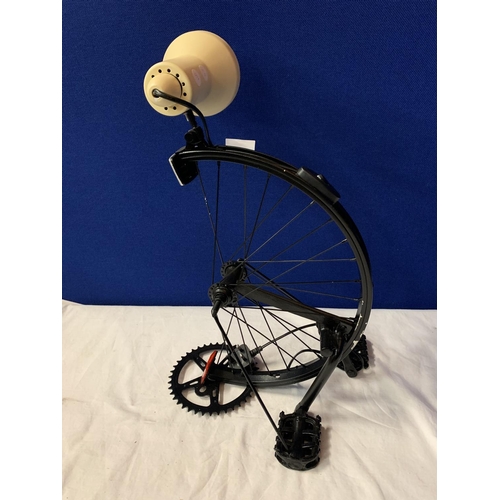 22 - A MODERN TABLE LAMP UTILISING BICYCLE PARTS IN WORKING ORDER