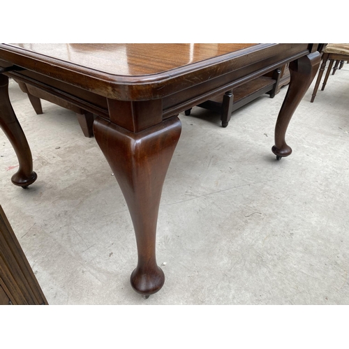 1848 - AN EDWARDIAN MAHOGANY WIND-OUT DINING TABLE ON CABRIOLE LEGS, 48x41