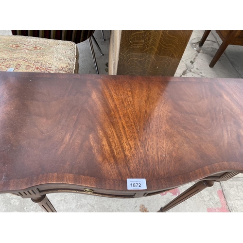 1872 - A REPRODUCTION MAHOGANY SIDE TABLE WITH TWO FRIEZE DRAWERS, ON TAPERED AND FLUTED LEGS