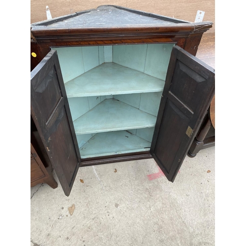 1875 - AN 18TH CENTURY OAK CORNER CUPBOARD WITH TWO PANELLED DOORS, 31