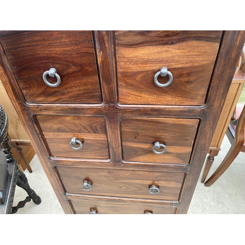 1879 - A MODERN HARDWOOD CHEST OF FOUR SHORT AND THREE LONG DRAWERS, 23