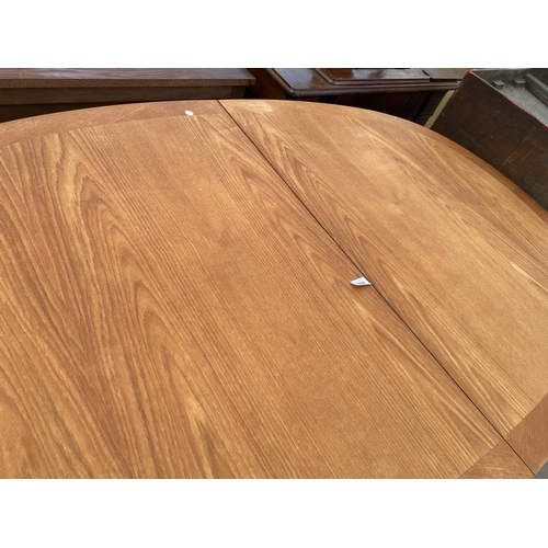 1939 - A G-PLAN STYLE TEAK EXTENDING DINING TABLE, 60x39