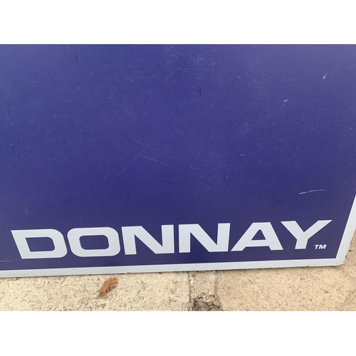 1243 - A DONNAY TABLE TENNIS TABLE