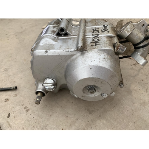 1298 - A HONDA 50CC MOTOR