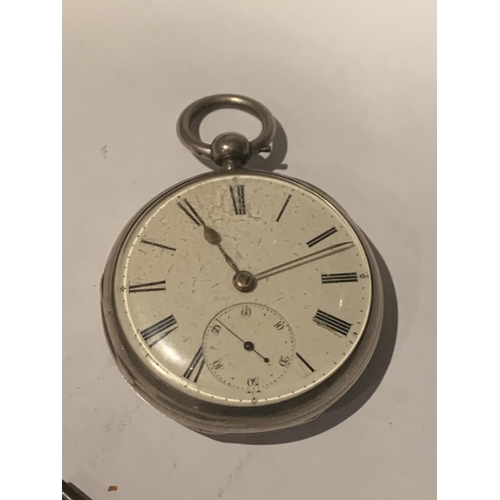 639 - A HALLMARKED LONDON SILVER FUSEE POCKET WATCH WITH KEY. MOVEMENT WORKING AT TIME OF CATALOGING