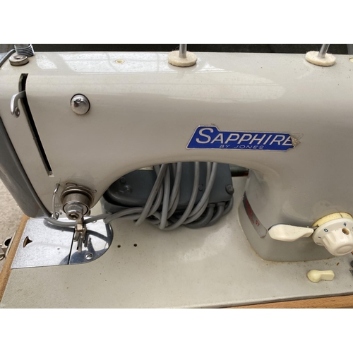 1520 - A SAPPHIRE ELECTRIC SEWING MACHINE