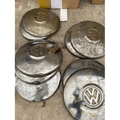 1526 - NINE VW BEETLE HUB CAPS