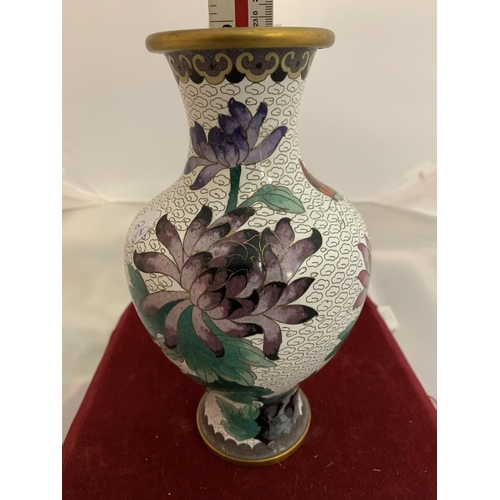 146 - A CLOISONNE VASE WITH CRYSANTHEMUM DECORATION