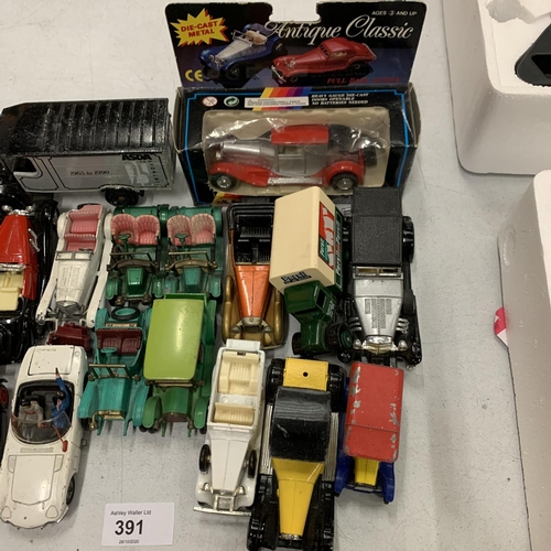 391 - A GROUP OF DIE CAST MODEL VINTAGE CARS SOME FOR SPARES