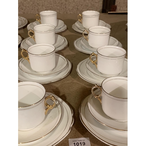 1019 - A QUANTITY OF ROSINA CHINA TO INCLUDE TEN TRIOS