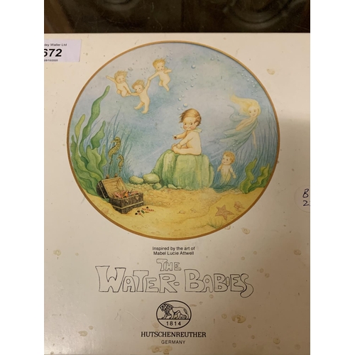 672 - A BOXED LIMITED EDITION DECORATIVE PLATE DEPICTING CHARLES KINGLEY'S THE WATER BABIES DESIGNED BY SA... 