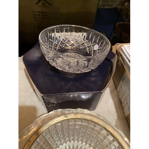 859 - A STUART CRYSTAL BOWL, A FURTHER BOWL WITH METAL RIM, A GLASS CAKE STAND AND ASHTRAY